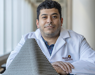 Islam Mantawy develops methods for 3D printing concrete structures.